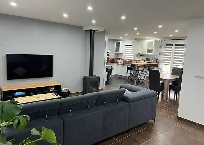 Ceton, La Ferte Bernard, Nogent Le Rotrou Region Du Perche Base Normandie Casa de Férias